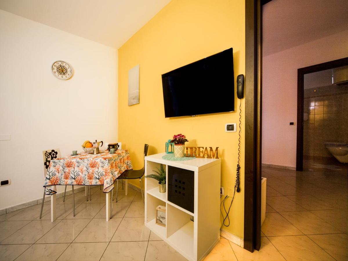 Residence Yellow Rimini Buitenkant foto